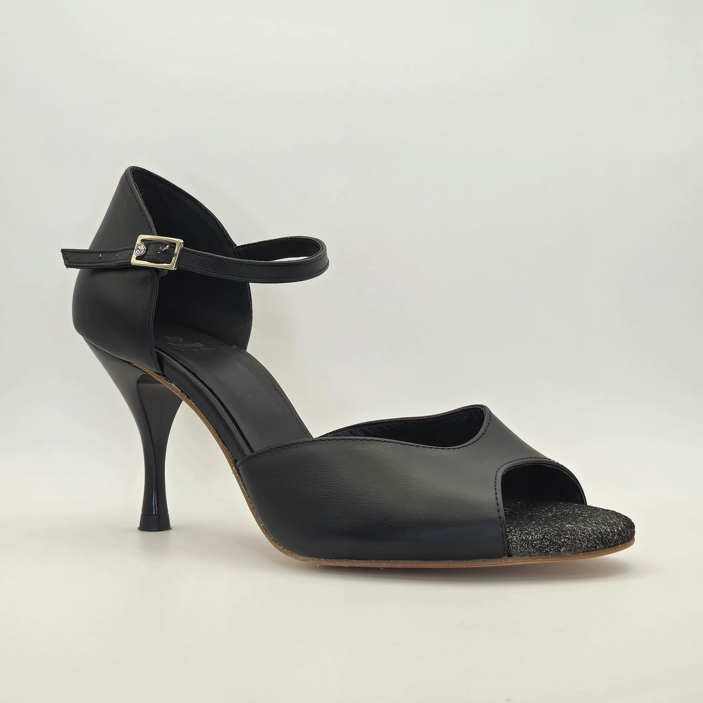 Onyx Belle
