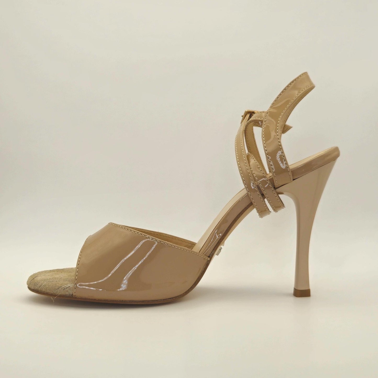 Porcelain Stiletto