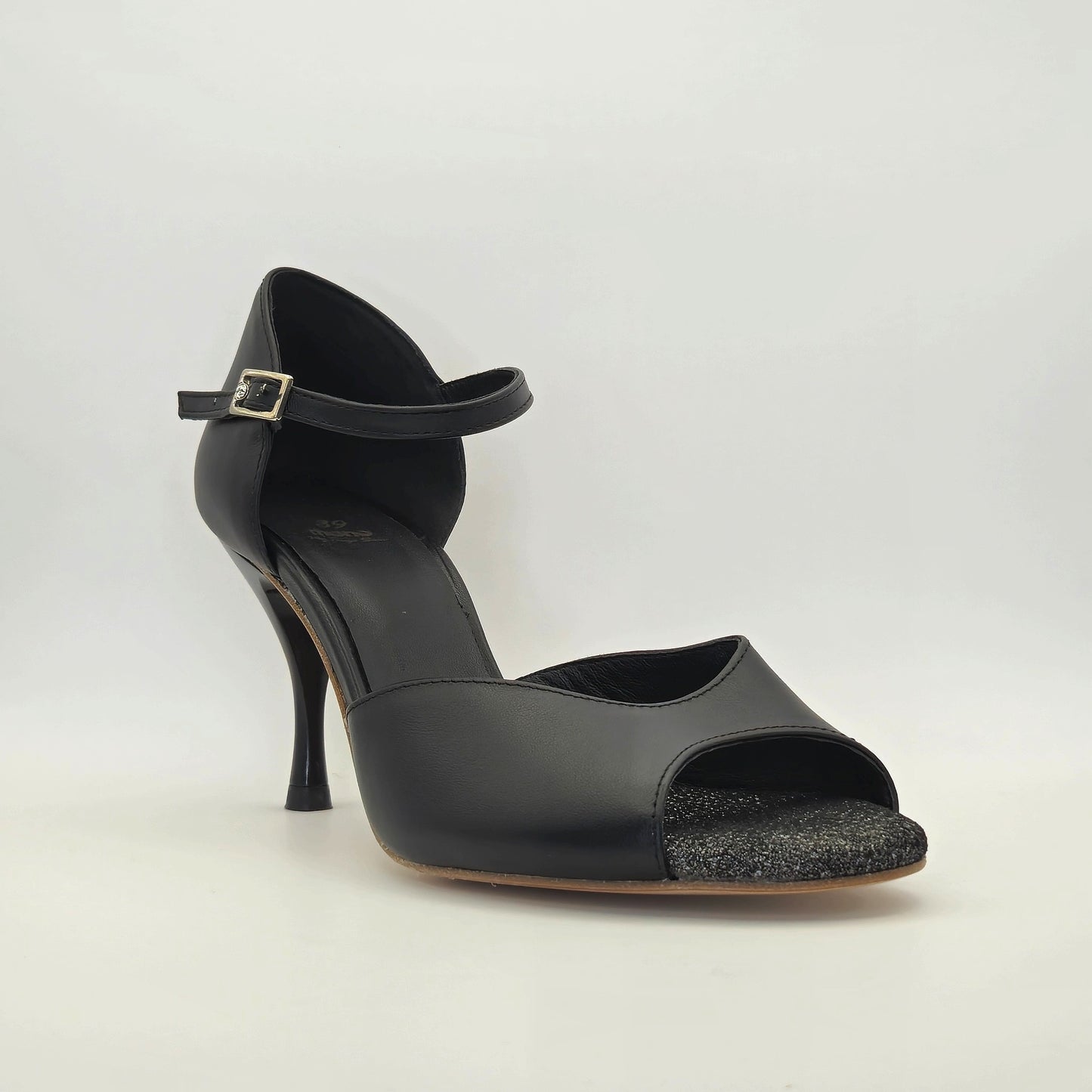 Onyx Belle