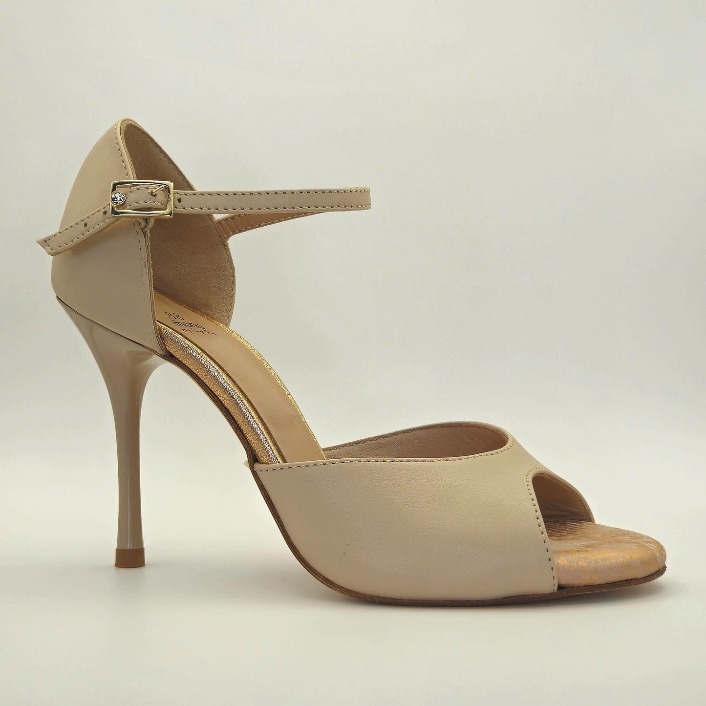 Timeless Nude