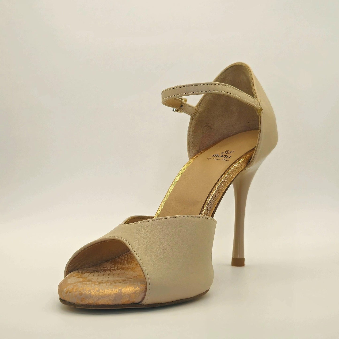 Timeless Nude